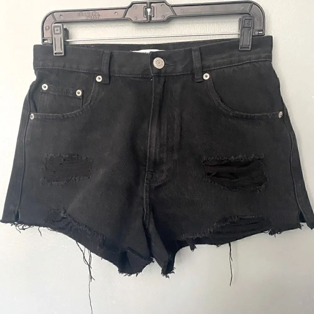 Pull and Bear cutoff shorts black distressed size 6